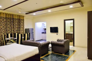 Гуруграм: When In Gurgaon - Service Apartments Next to Artemis Hospital