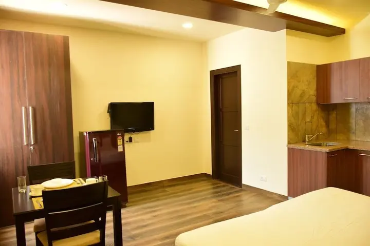 Гуруграм: When In Gurgaon - Service Apartments Next to Artemis Hospital
