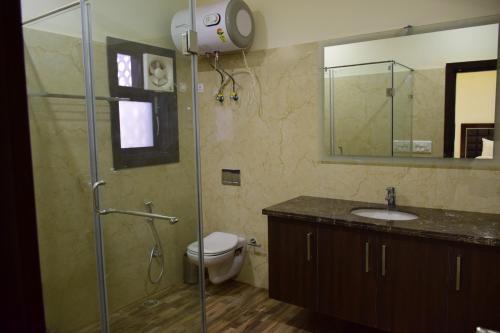 When In Gurgaon - Service Apartments Next to Artemis Hospital — фото 4