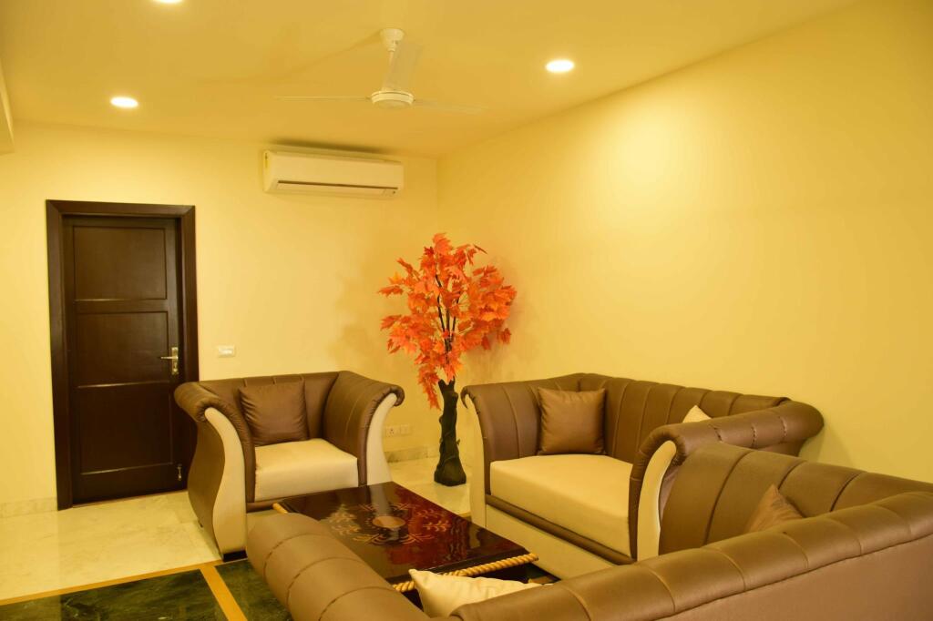 When In Gurgaon - Service Apartments Next to Artemis Hospital — фото 2