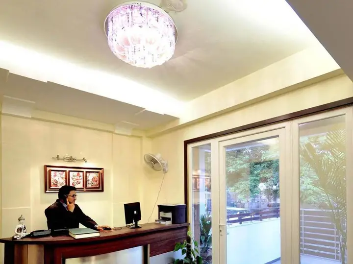 The Executive Suites — фото 1