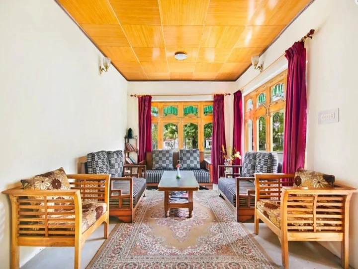 Хундер: Himalayan Eco Resort