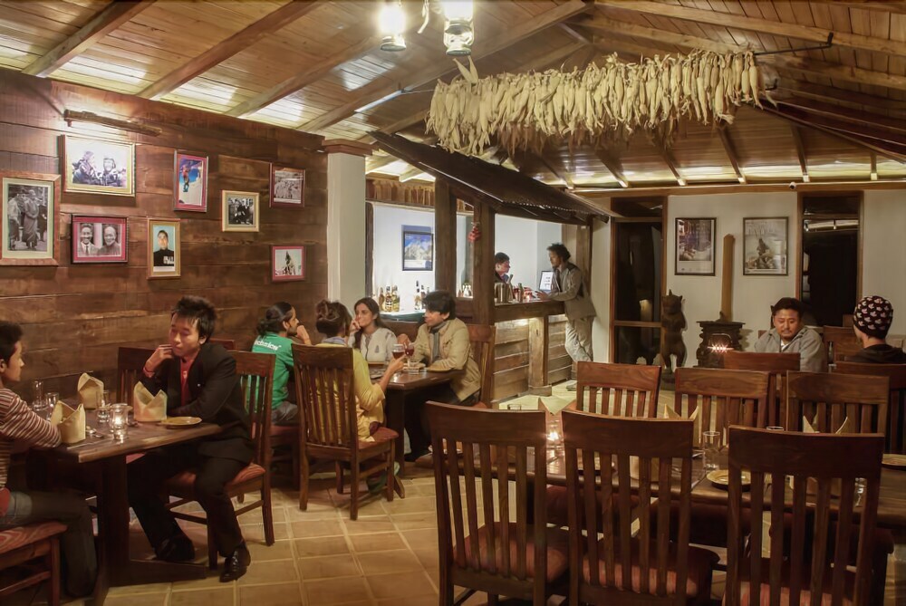 Пеллинг: The Chumbi Mountain Retreat