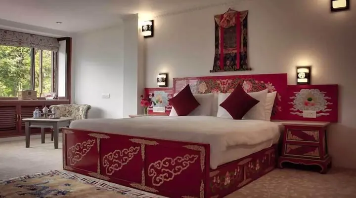 Пеллинг: The Chumbi Mountain Retreat