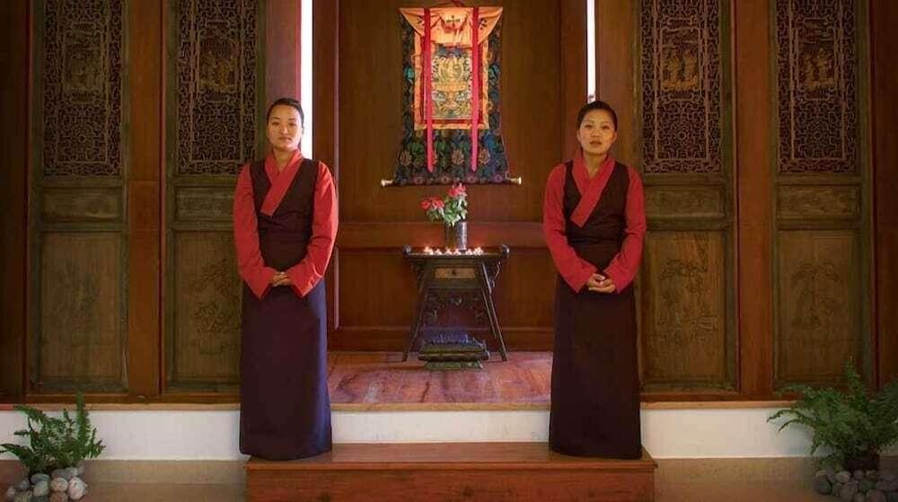 Пеллинг: The Chumbi Mountain Retreat