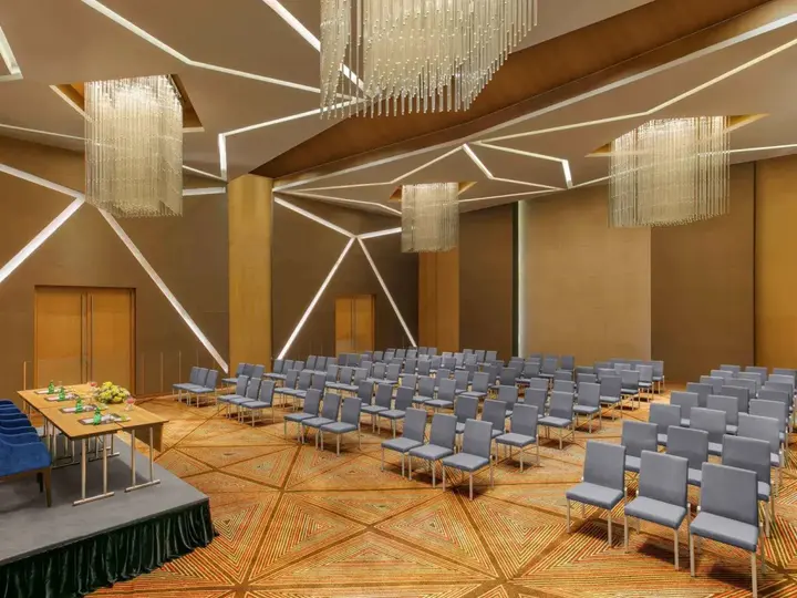 Ахмедабад: Novotel Ahmedabad