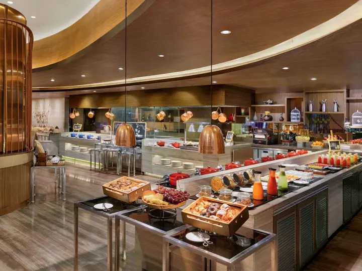 Ахмедабад: Novotel Ahmedabad