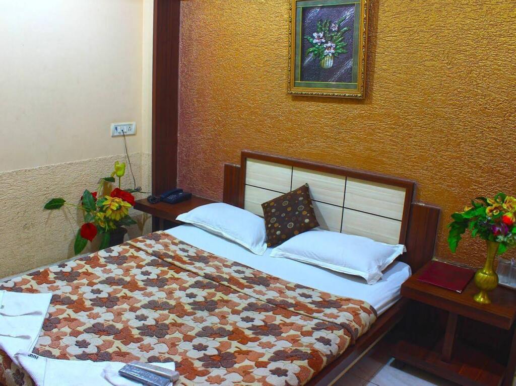 Нави-Мумбай: Hotel Rex Plaza