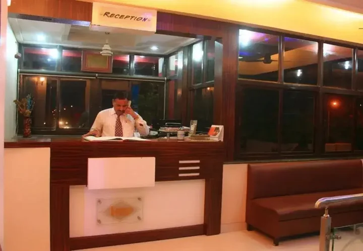 Нави-Мумбай: Hotel Rex Plaza