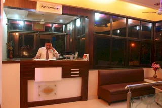 Нави-Мумбай: Hotel Rex Plaza