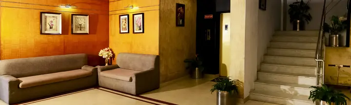 Гувахати: Hotel Prag Continental
