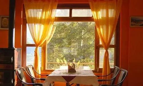 Татапани: New Spring View Guest House