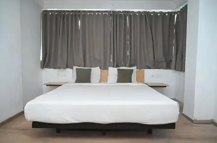 Пуна: OYO 9195 Hotel Sagar Inn