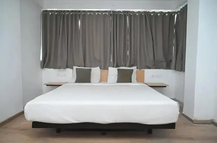 Пуна: OYO 9195 Hotel Sagar Inn