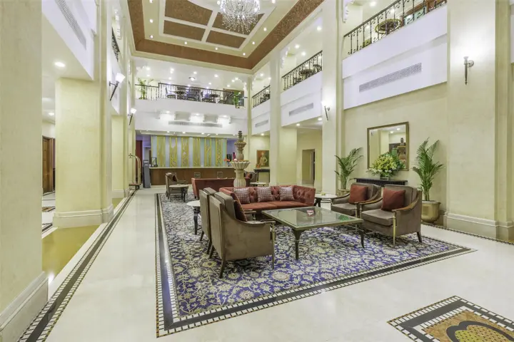 Варанаси: Radisson Hotel Varanasi