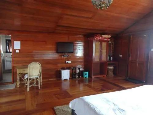 Кодайканал: Surya Holidays Kodaikanal