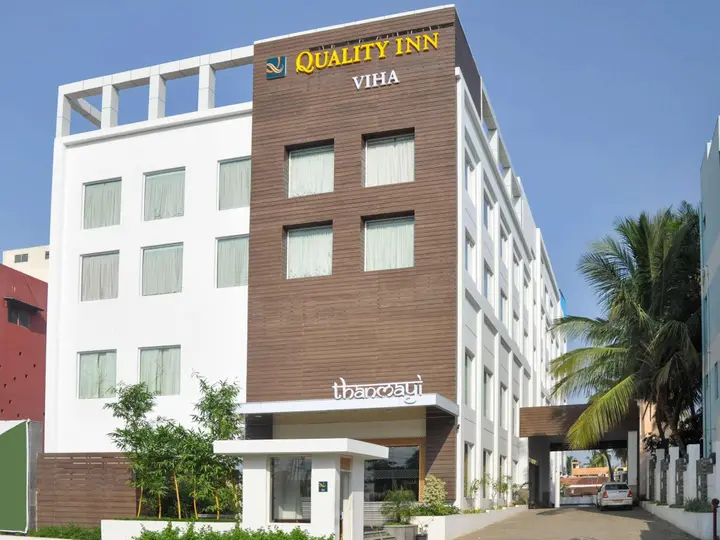 Пунди: Quality Inn Viha