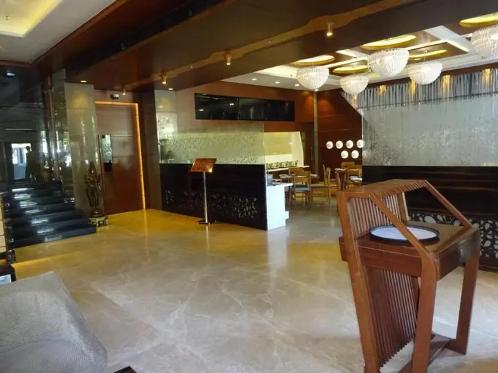 Ахмедабад: Hotel Cosmopolitan Ahmedabad