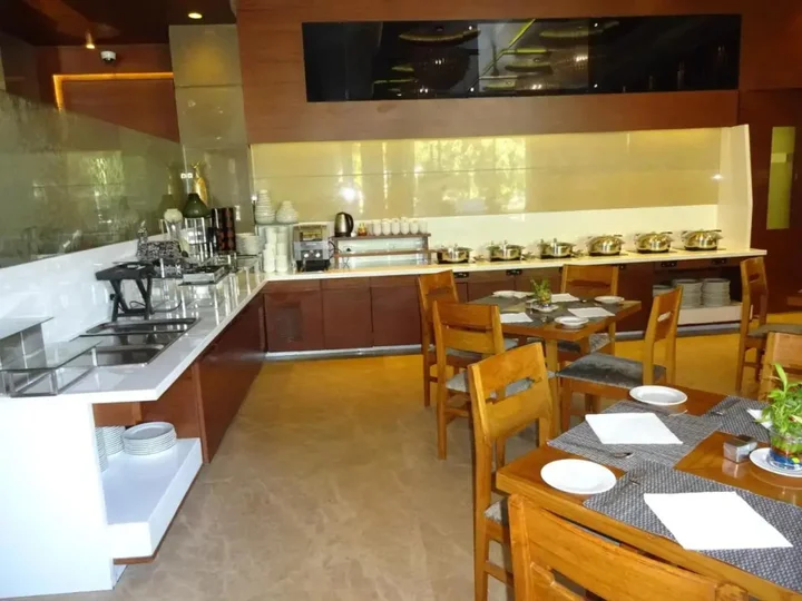 Ахмедабад: Hotel Cosmopolitan Ahmedabad