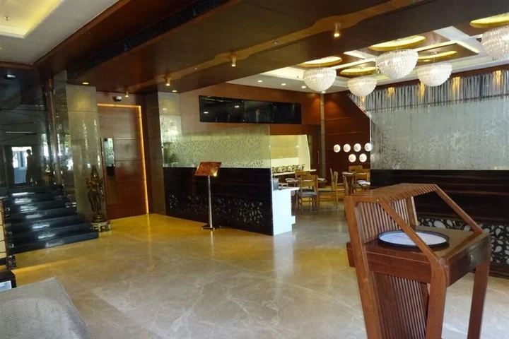 Ахмедабад: Hotel Cosmopolitan Ahmedabad