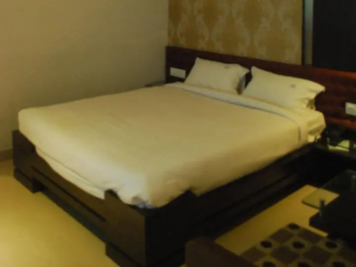 Праяградж: Hotel Galaxy