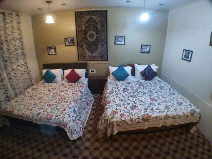 Шринагар: Dal View Resort