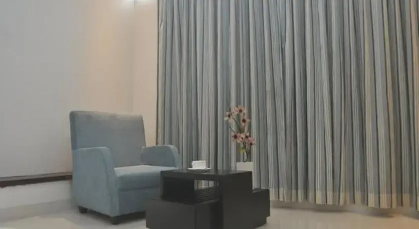 Багдогра: Summit Airport Hotel & Spa