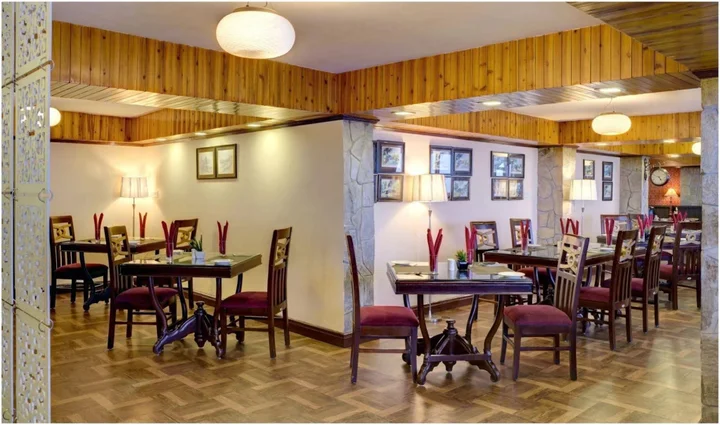 Дарджилинг: Yashshree Mall Road Darjeeling