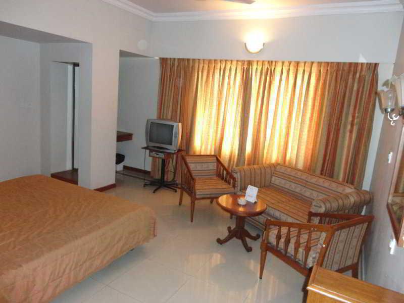Бангалор: Sovereign Hotel