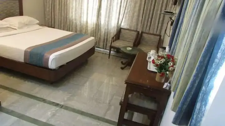 Бангалор: Sovereign Hotel