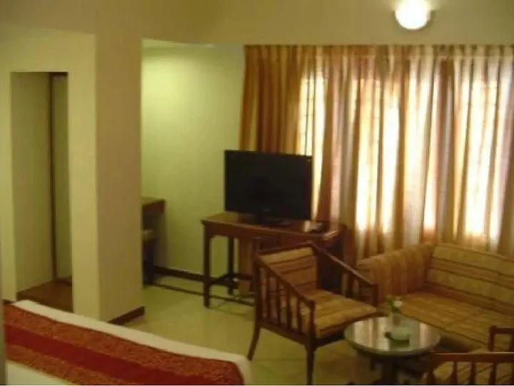 Бангалор: Sovereign Hotel