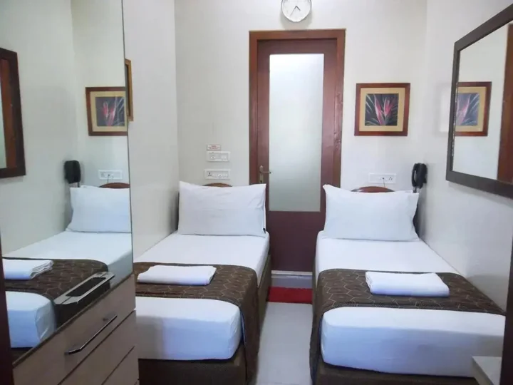 Мумбаи: Elphinstone Hotel