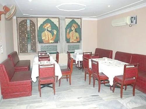 Hotel Satya Inn — фото 1