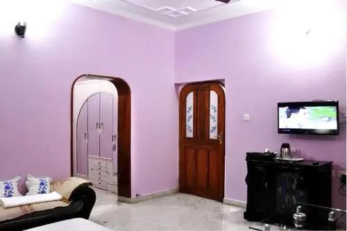 Варанаси: Riya Palace