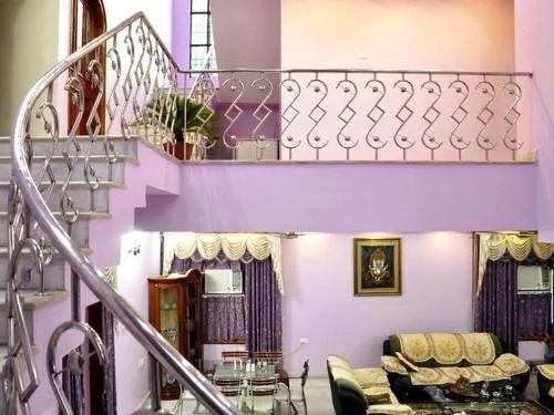 Варанаси: Riya Palace