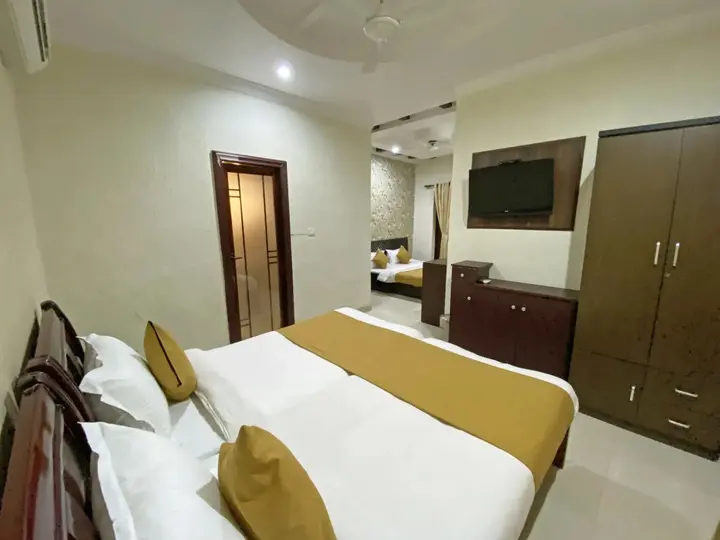 Ришикеш: Hotel Nirvana Palace