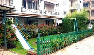 Ути: Sapphire Grand