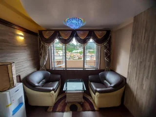 Ути: Sapphire Grand
