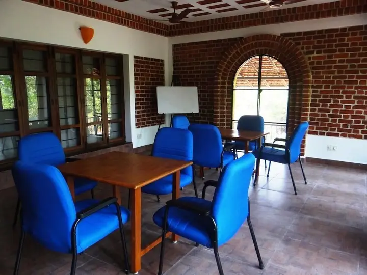 Калапет: Inn Pondiville Forest Retreat