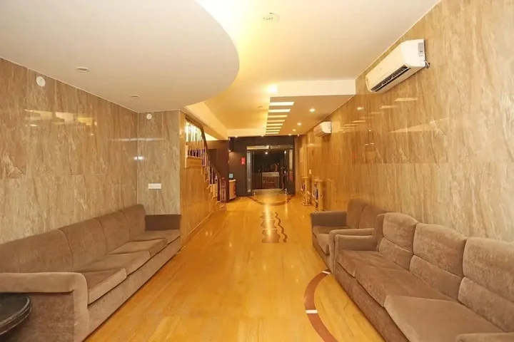 Гуруграм: NKPY Hotel