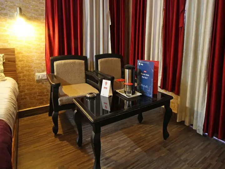 Наинитал: The Raikwals Hotel and Resturant