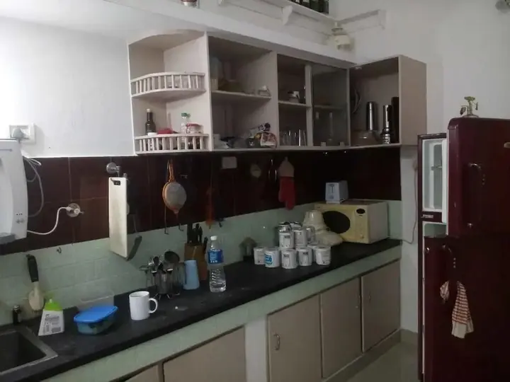 Коччи: Nathan's Holiday Home