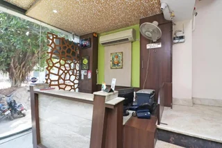 Праяградж: Hotel Mandiram