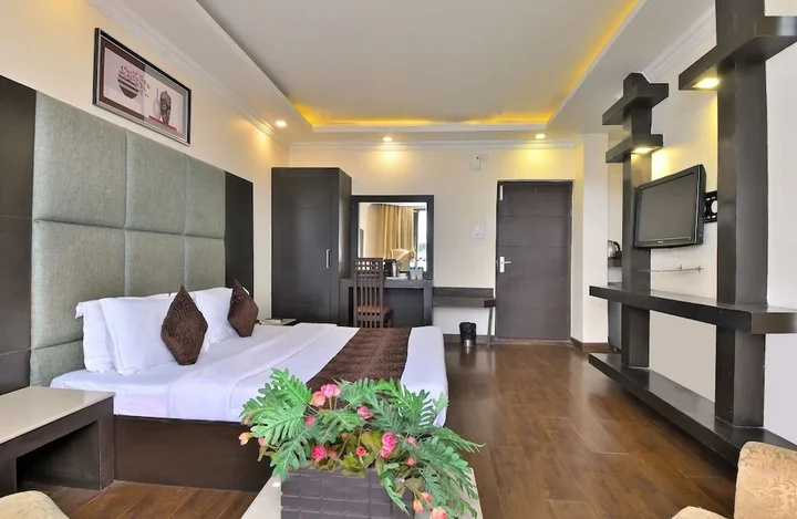Чамба: MGM1 Hotel