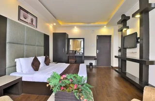 Чамба: MGM1 Hotel