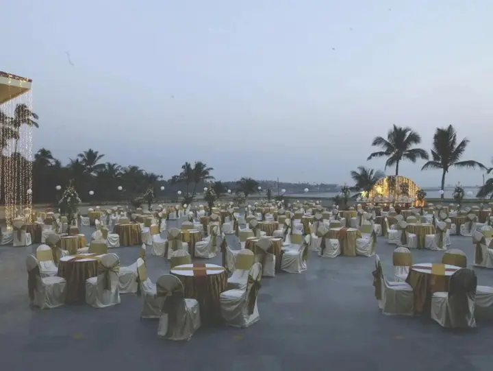 Мумбаи: The Retreat Hotel & Convention Centre