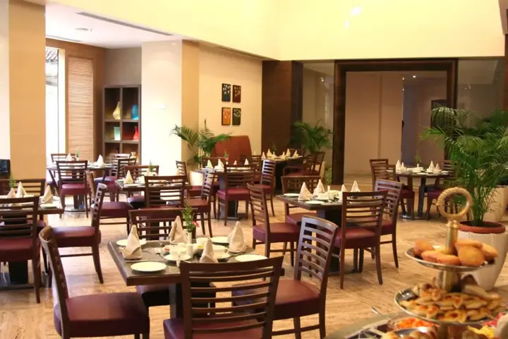 Мумбаи: The Retreat Hotel & Convention Centre