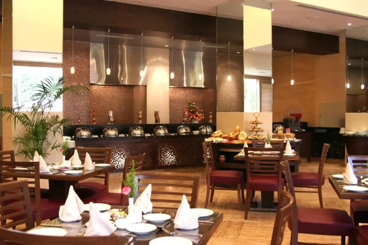 Мумбаи: The Retreat Hotel & Convention Centre