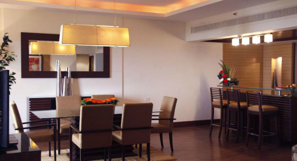 Мумбаи: The Retreat Hotel & Convention Centre