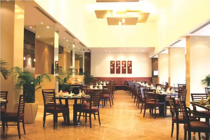 Мумбаи: The Retreat Hotel & Convention Centre
